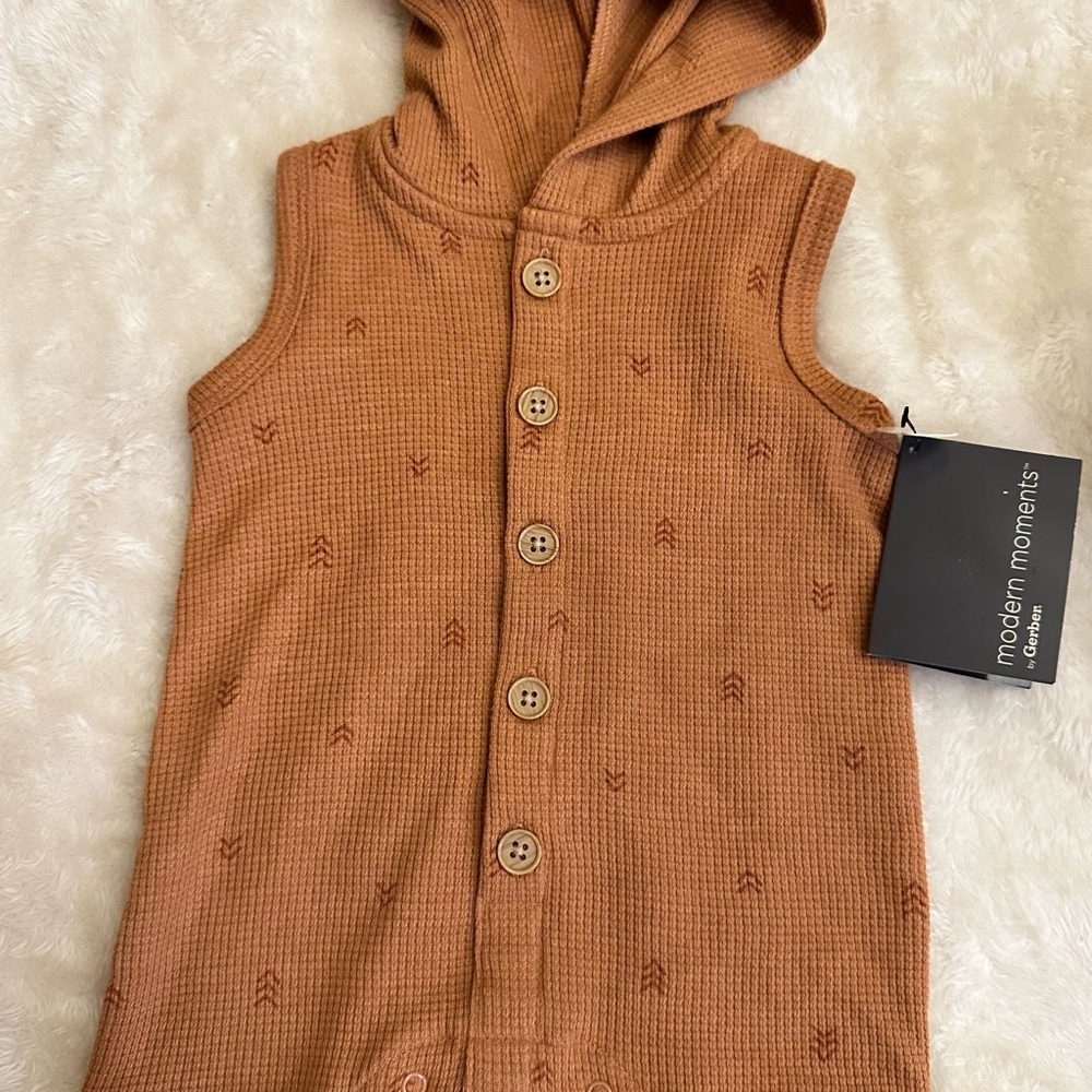 Modern Moments by Gerber 0-3m NWT